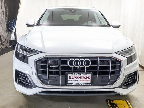 2023 Audi Q8 55 Premium