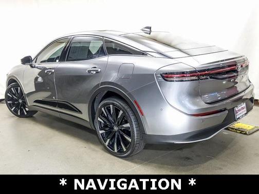 2023 Toyota Crown Platinum
