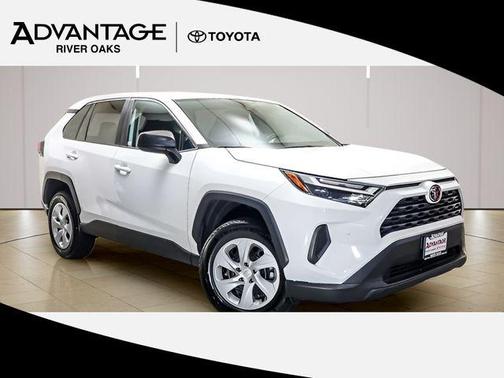 Ice 2025 Toyota RAV4 LE