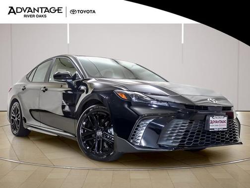 Midnight Black Metallic 2026 Toyota Camry SE