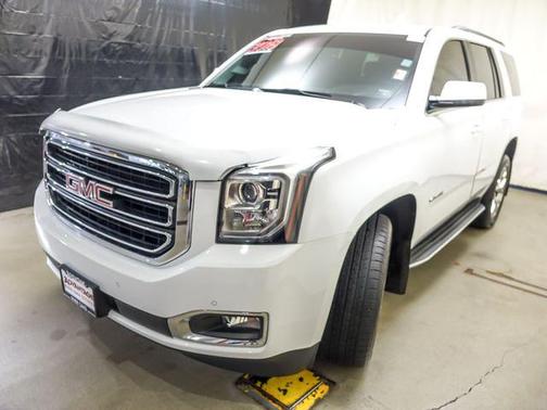 Summit White 2018 GMC Yukon SLE