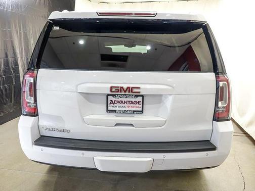 Summit White 2018 GMC Yukon SLE