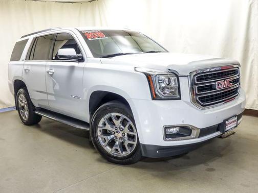 Summit White 2018 GMC Yukon SLE