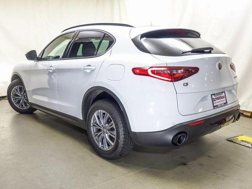 2022 Alfa Romeo Stelvio Sprint