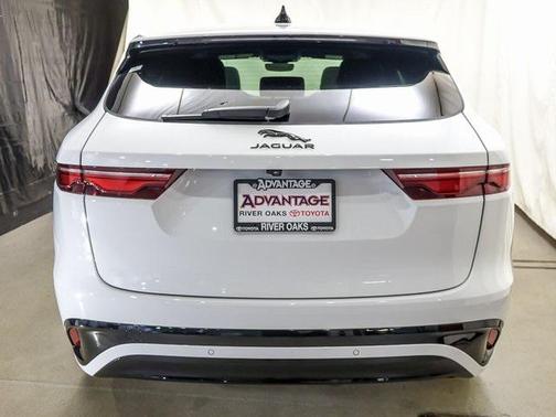 2025 Jaguar F-PACE P250