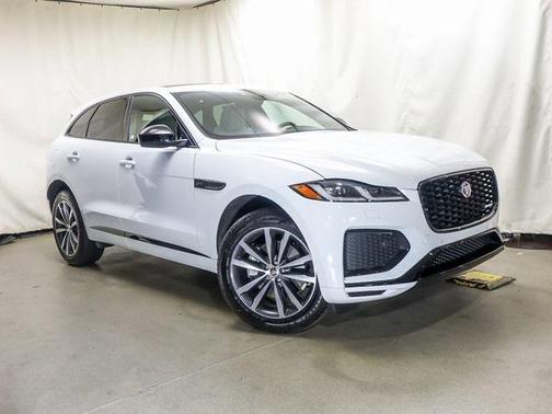 2025 Jaguar F-PACE P250