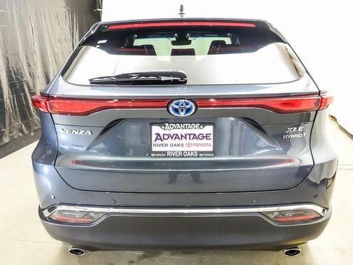 2022 Toyota Venza XLE
