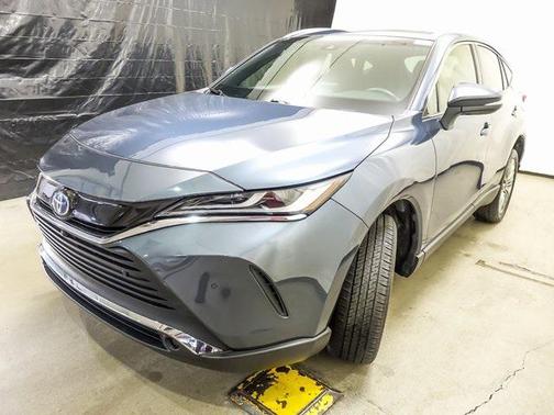 2022 Toyota Venza XLE