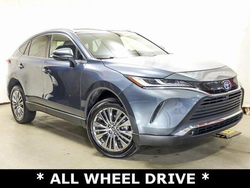 2022 Toyota Venza XLE