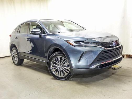 2022 Toyota Venza XLE