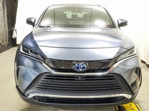 2022 Toyota Venza XLE