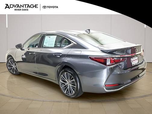 Cloudburst Gray 2023 Lexus ES 250 Base