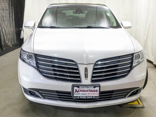 2019 Lincoln MKT Reserve