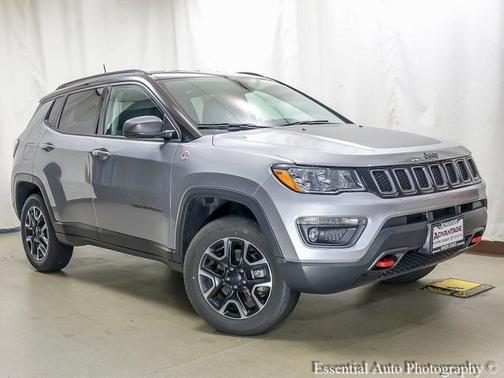 Photo 2 of 26 of 2020 Jeep Compass Trailhawk