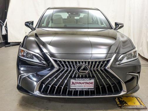2022 Lexus ES 350 Base