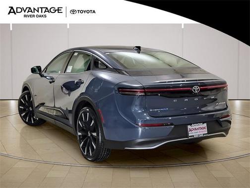 2026 Toyota Crown Platinum