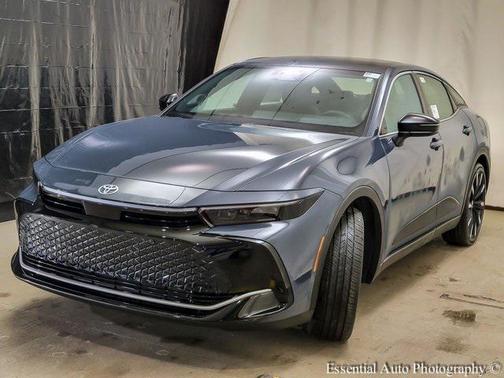 2026 Toyota Crown Platinum