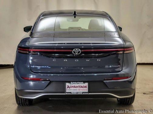 2026 Toyota Crown Platinum