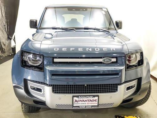 Tasman Blue Metallic 2022 Land Rover Defender SE
