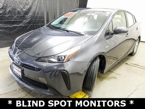 2022 Toyota Prius LE