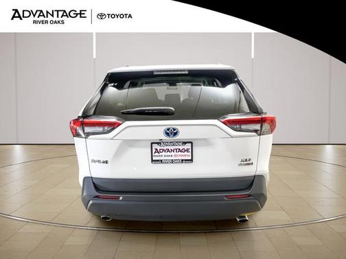 Super White 2021 Toyota RAV4 Hybrid XLE