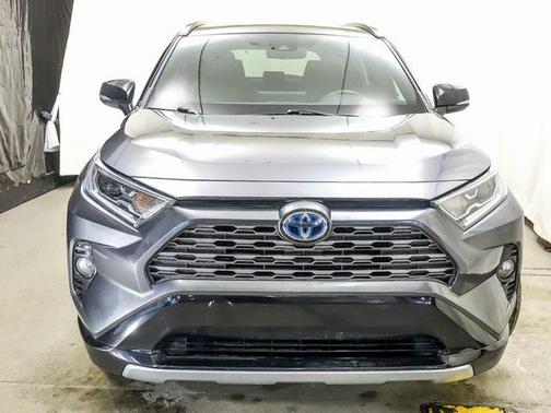 2021 Toyota RAV4 Hybrid SE