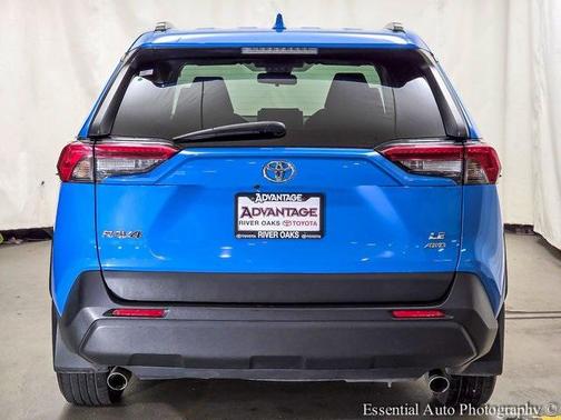 2019 Toyota RAV4 LE
