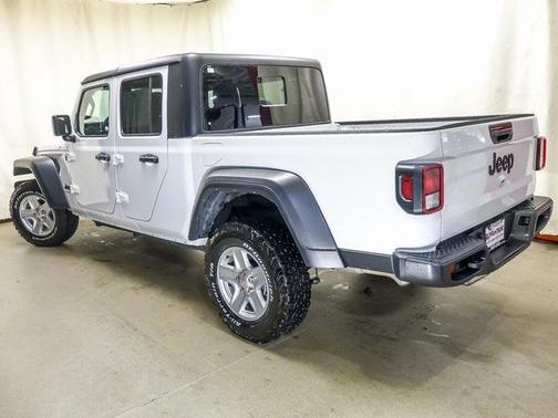 2023 Jeep Gladiator Sport S