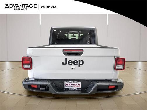 2023 Jeep Gladiator Sport S