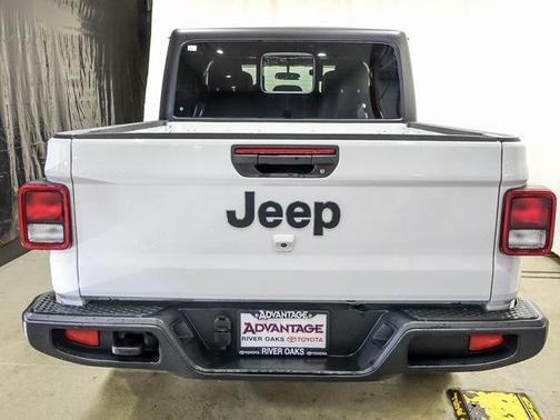 2023 Jeep Gladiator Sport S