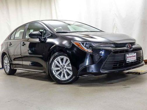 Midnight Black Metallic 2025 Toyota Corolla LE