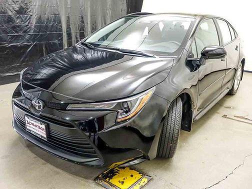 Midnight Black Metallic 2025 Toyota Corolla LE