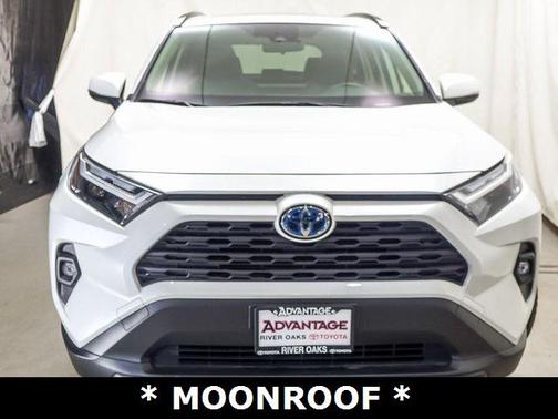 2022 Toyota RAV4 Hybrid XLE Premium