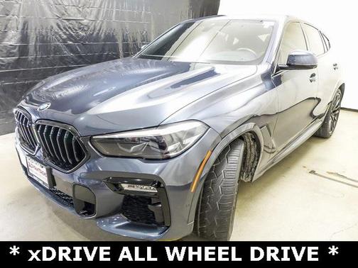 2021 BMW X6 M50i