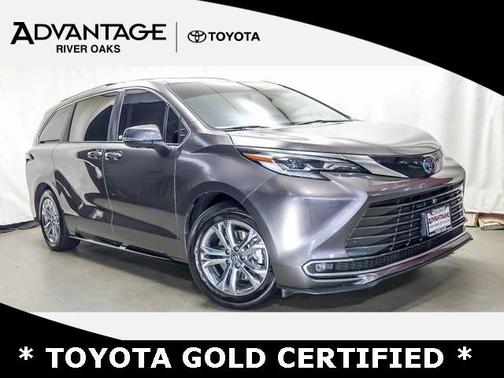 2022 Toyota Sienna Platinum 7 Passenger