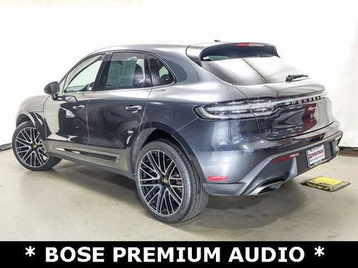 2022 Porsche Macan Base
