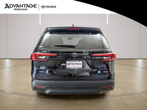 Midnight Black Metallic 2024 Toyota Grand Highlander XLE