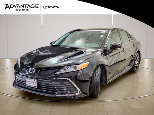 Midnight Black Metallic 2024 Toyota Camry XLE