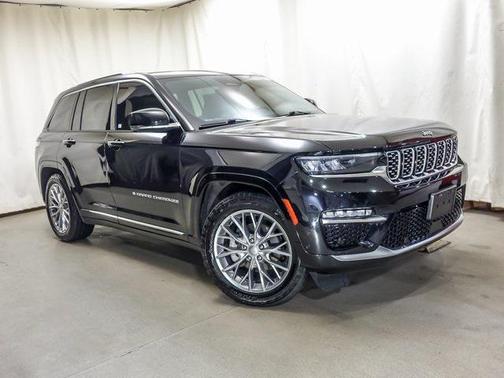 2023 Jeep Grand Cherokee Summit