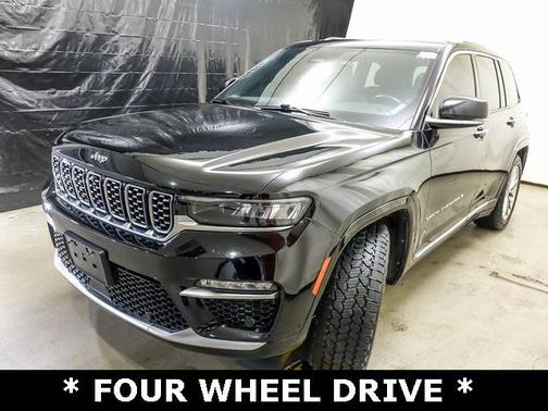 2023 Jeep Grand Cherokee Summit