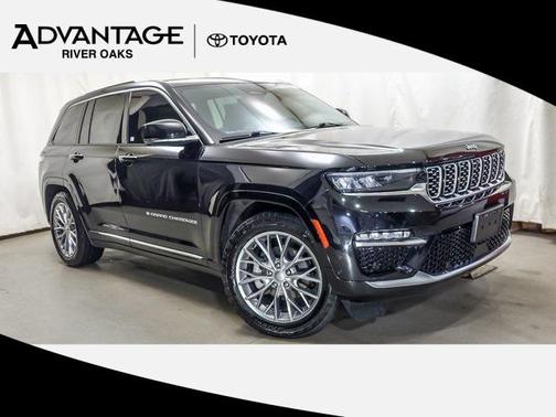 2023 Jeep Grand Cherokee Summit