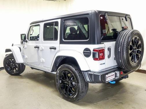2023 Jeep Wrangler Sahara 4xe