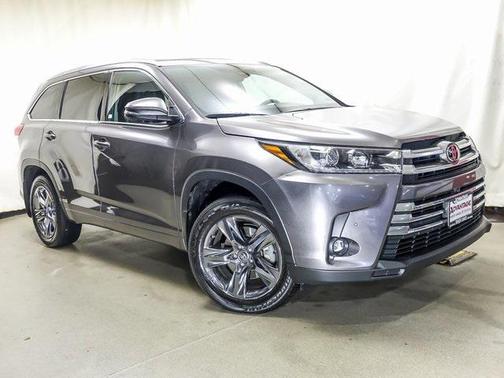 Predawn Gray Mica 2019 Toyota Highlander Limited