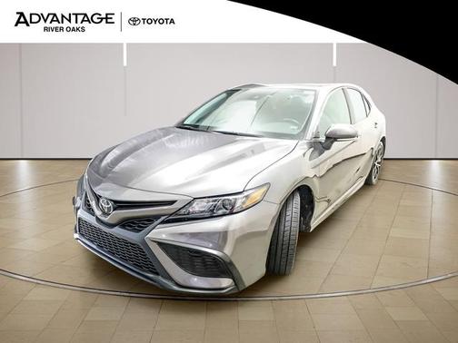 Predawn Gray Mica 2024 Toyota Camry SE