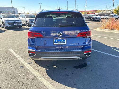 2023 Volkswagen Taos 1.5T SEL