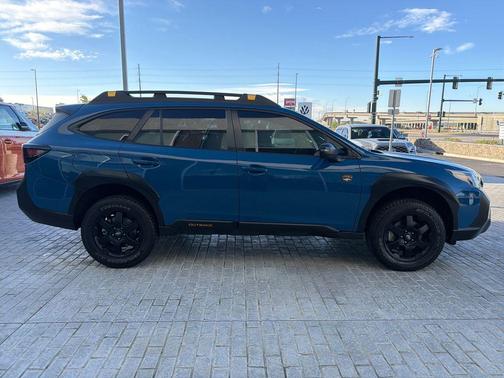 Geyser Blue 2023 Subaru Outback Wilderness