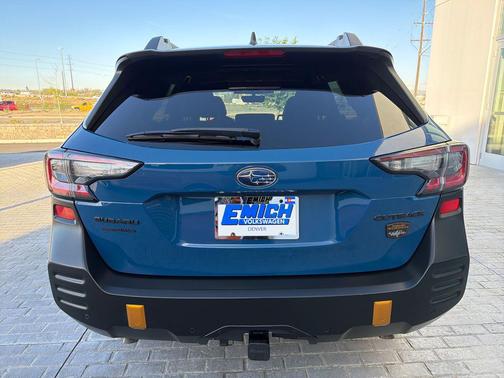 Geyser Blue 2023 Subaru Outback Wilderness