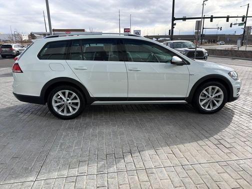 2019 Volkswagen Golf Alltrack TSI SE