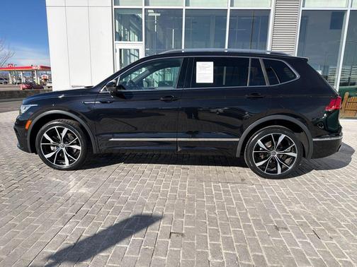 2022 Volkswagen Tiguan 2.0T SEL R-Line 4MOTION