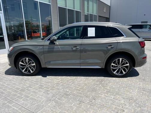 2023 Audi Q5 45 S line Premium Plus